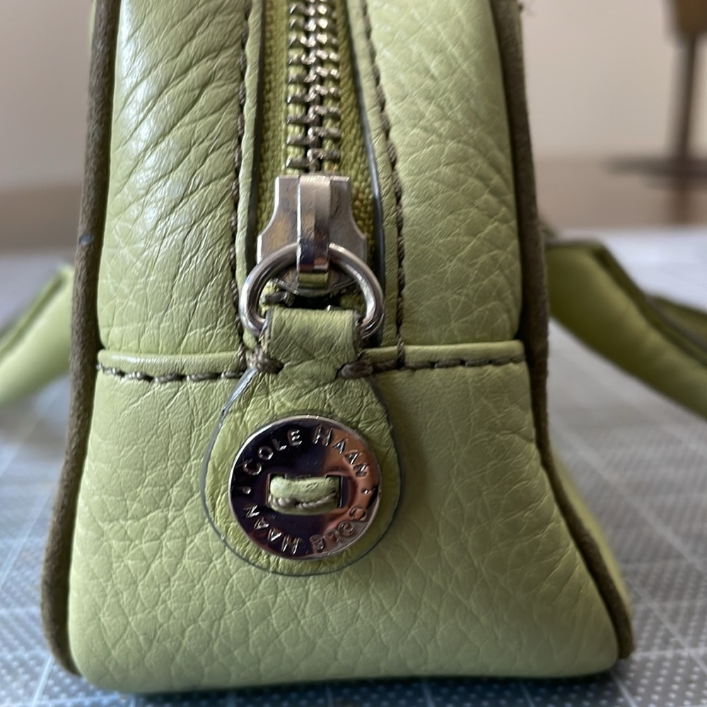 Cole Haan small leather bag - Picture 4 of 4